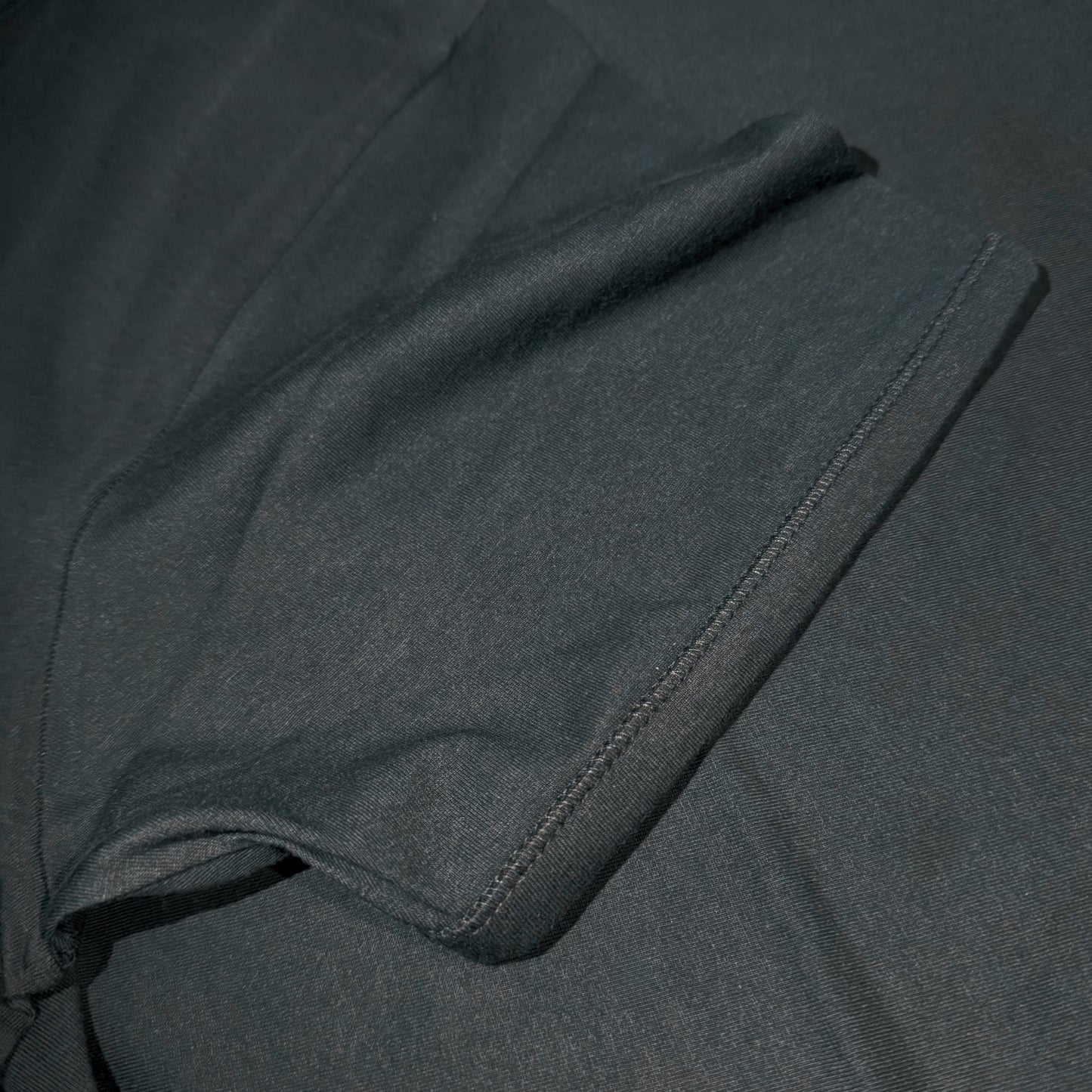 t-shirt baumwolle schwarz | v-ausschnitt | Herren Unterhemd | Cotton Majesty | rule your comfort