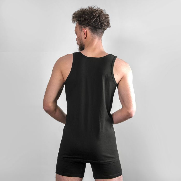 herren-unterhemden baumwolle in schwarz von Cotton Majesty | Rückseite Bild