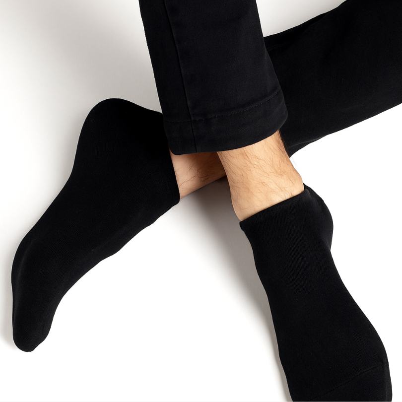 Second Skin – 3er-Pack schwarze Sneaker Herrensocken aus Baumwolle von Cotton Majesty für dezente Eleganz und Komfort