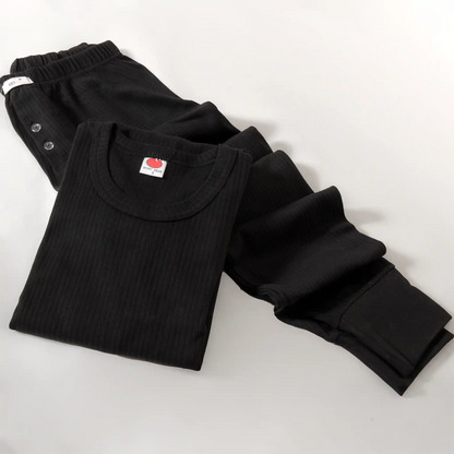 Schwarzes Herren Thermounterwäsche Set aus Baumwolle, Oberteil und Hose ordentlich flach ausgelegt.