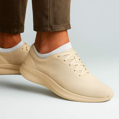 Second Skin – 3er-Pack Sneaker Herrensocken in Weiß aus Baumwolle von Cotton Majesty. Perfekt für Sneaker, bietet natürlichen Komfort und atmungsaktive Leichtigkeit.